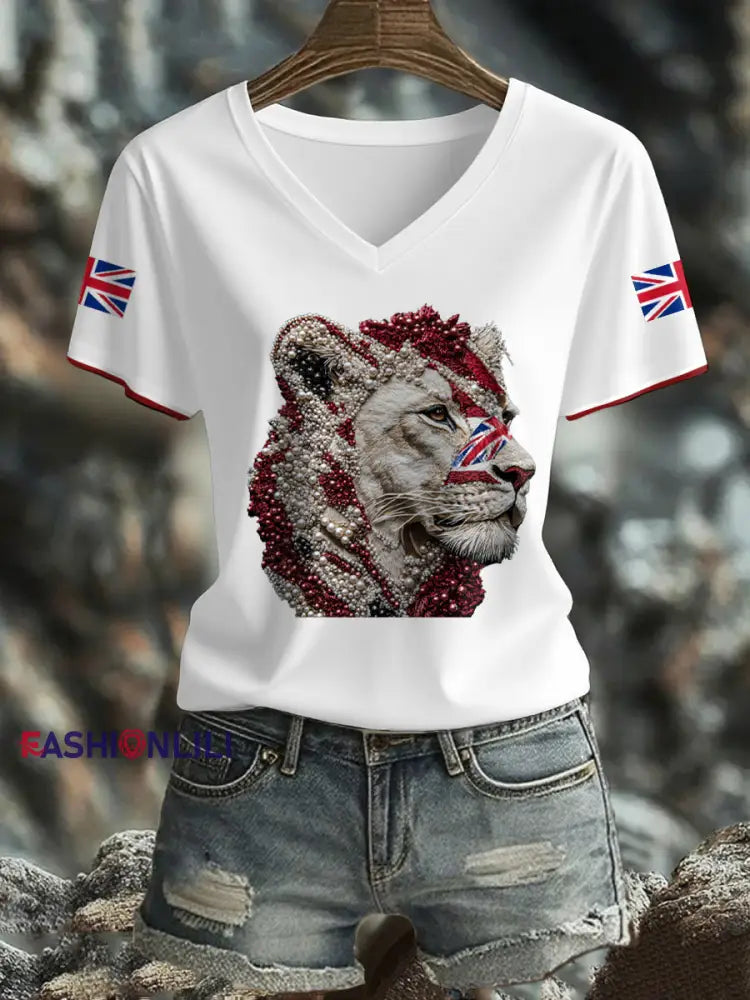Women’s UK Flag Lioness Art Printed T shirt White / S