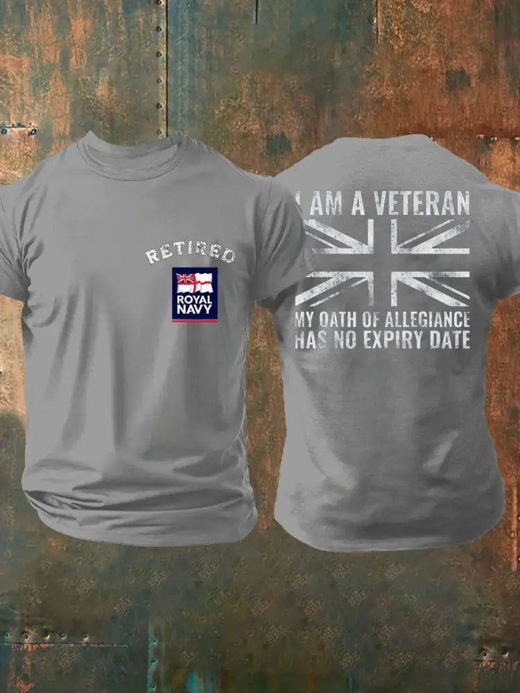 Men’s Retired Navy Veteran Printed T-shirt Light Gray / S
