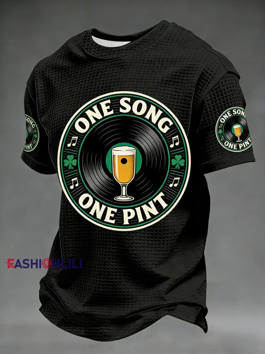 Men’s Retro St. Patrick’s Day Vinyl Beer Waffle Short Sleeves T-shirt Black / S