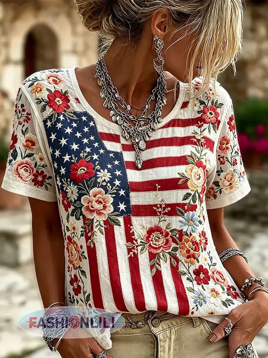 Women’s American Flag Floral Print Casual T-shirt - As picture / S