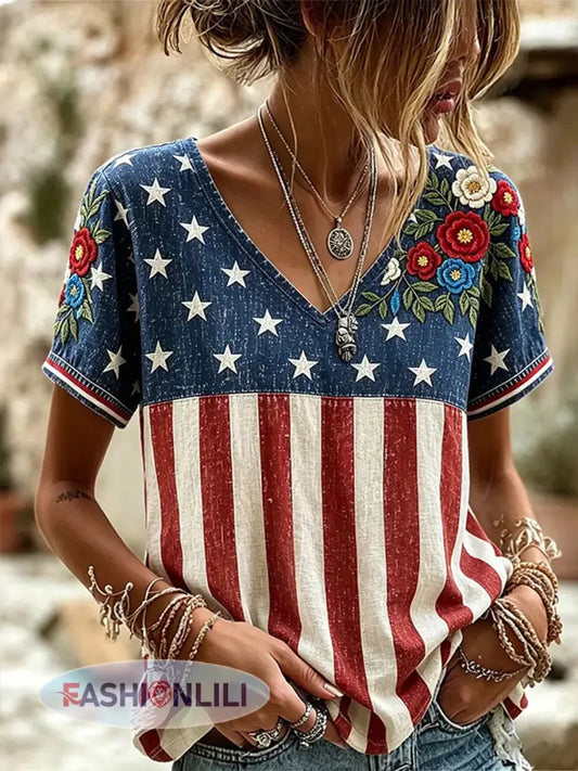 Women’s American Flag Floral Print Casual T-shirt - As picture / S