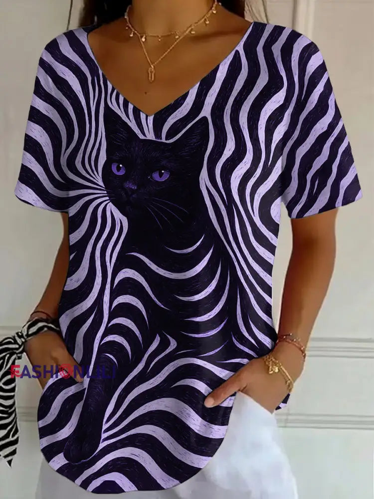 Women’s Black Cat Stripes Print Casual V-Neck Tee Purple / S