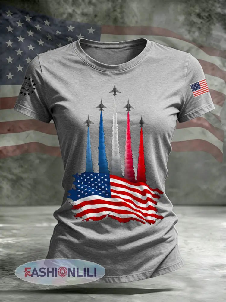 Women’s Independence Day American Flag Jet Planes Print Casual Tee - Light Gray / S