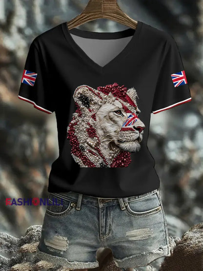 Women’s UK Flag Lioness Art Printed T shirt Black / S
