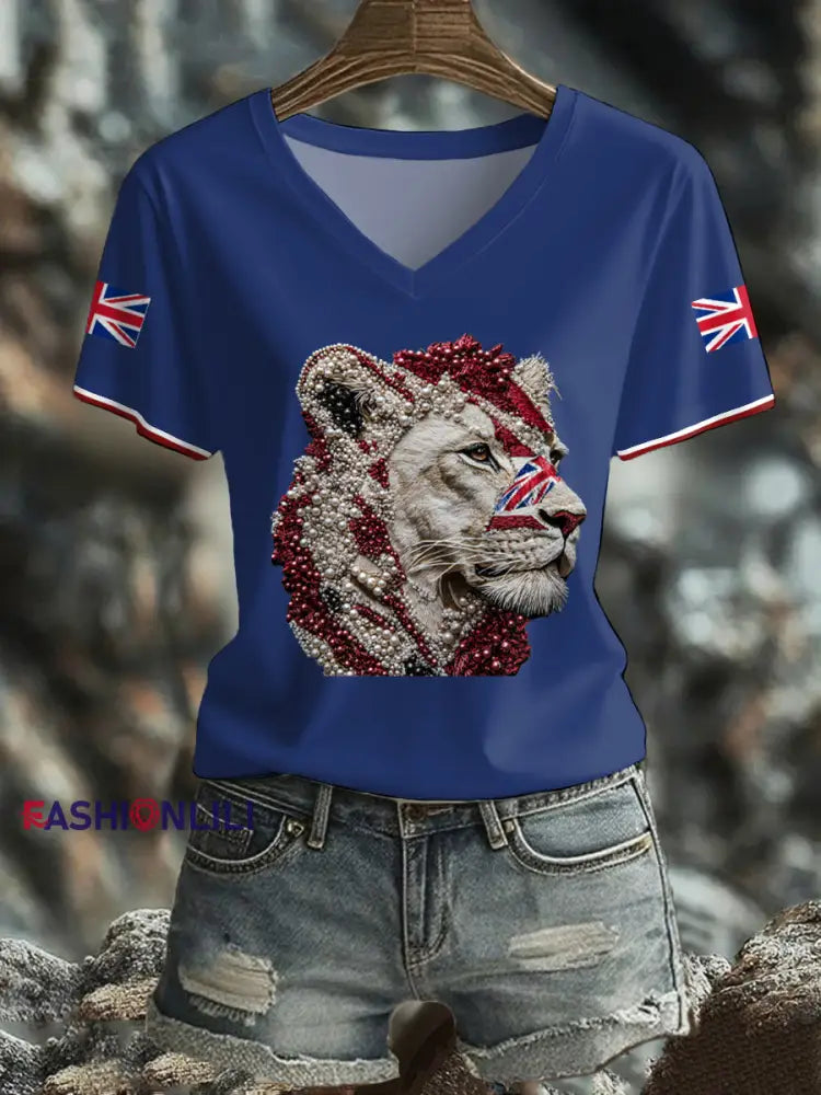 Women’s UK Flag Lioness Art Printed T shirt Royal Blue / S